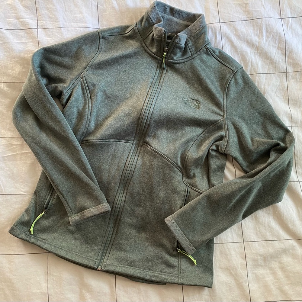 The North Face Women’s Zip Up Fleece Jacket